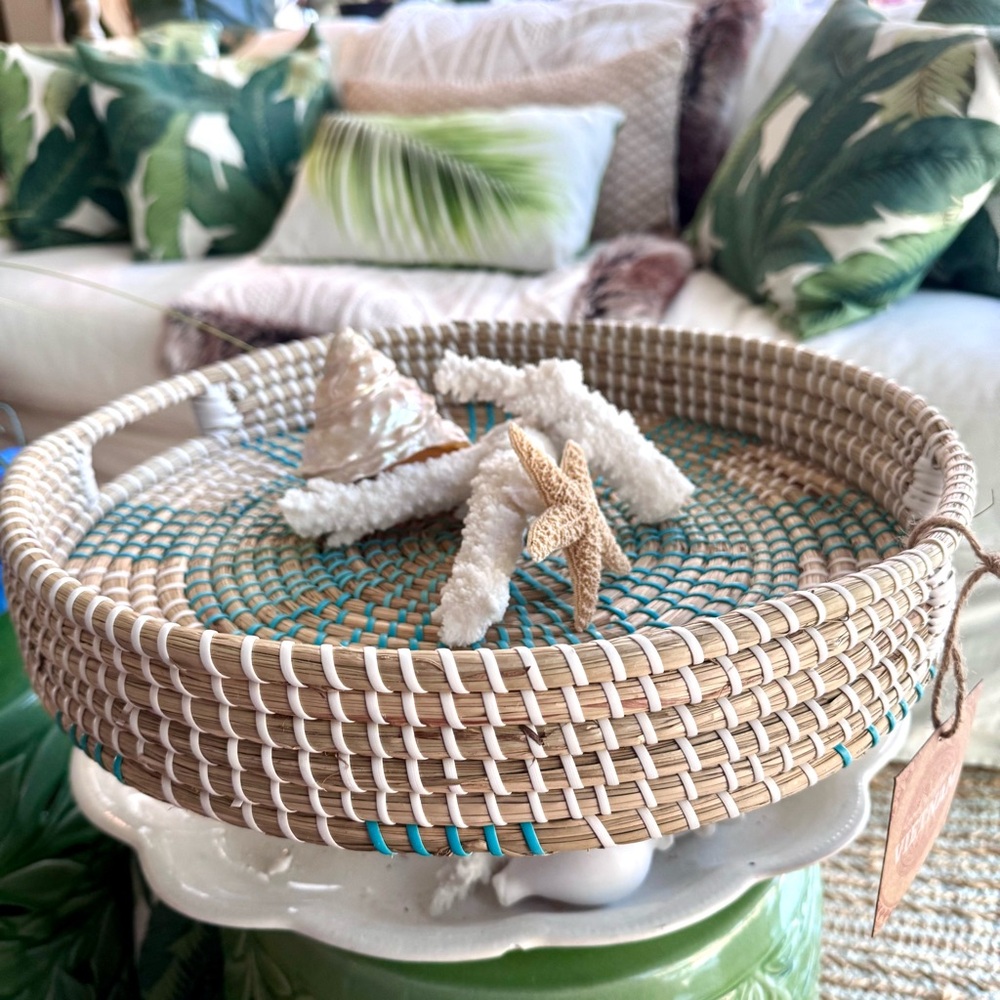 NWT! Seagrass Handle Basket Turquoise & White